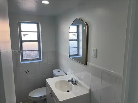 3090 NW 29th Street Miami FL 33142