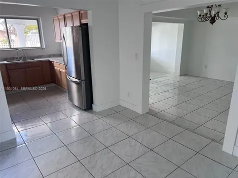3090 NW 29th Street Miami FL 33142