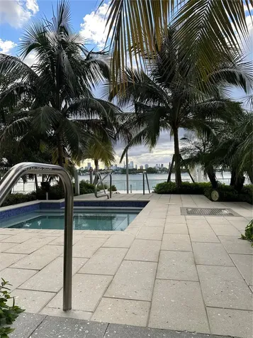 1000 West Avenue Miami Beach FL 33139