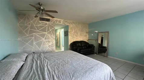 1000 West Avenue Miami Beach FL 33139
