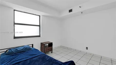 546 SW 1st Street Miami FL 33130
