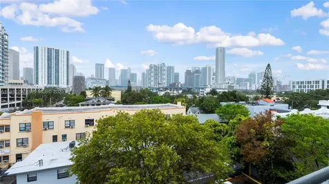 546 SW 1st Street Miami FL 33130