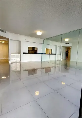 520 Brickell Key Drive Miami FL 33131