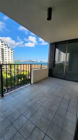 520 Brickell Key Drive Miami FL 33131