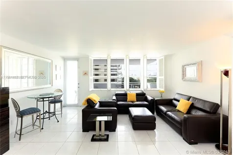 100 Lincoln Road Miami Beach FL 33139