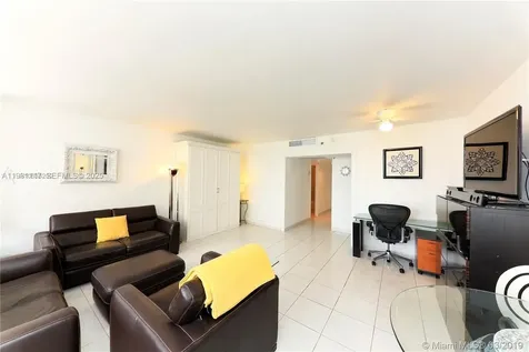 100 Lincoln Road Miami Beach FL 33139