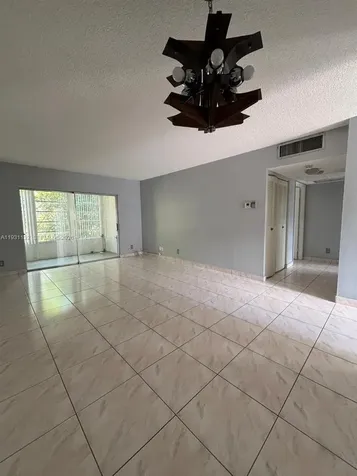 5181 W Oakland Park Boulevard Lauderdale Lakes FL 33313