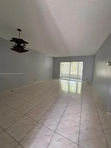 5181 W Oakland Park Boulevard Lauderdale Lakes FL 33313