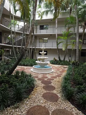 8035 SW 107th Avenue Miami FL 33173