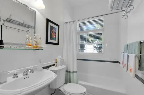 153 Stromboli Drive Islamorada FL 33036