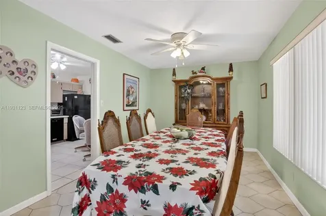 2221 NW 82nd Way Pembroke Pines FL 33024