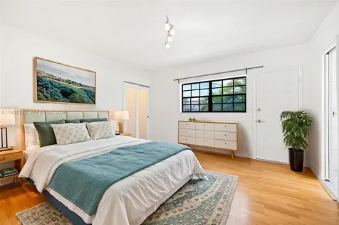 7270 Gary Avenue Miami Beach FL 33141
