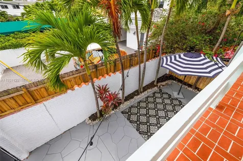 7270 Gary Avenue Miami Beach FL 33141