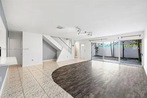 7270 Gary Avenue Miami Beach FL 33141