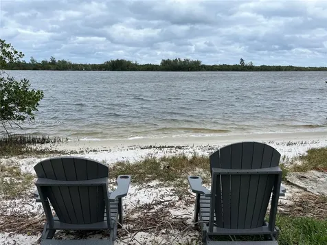 5463 SE Miles Grant Road Stuart FL 34997