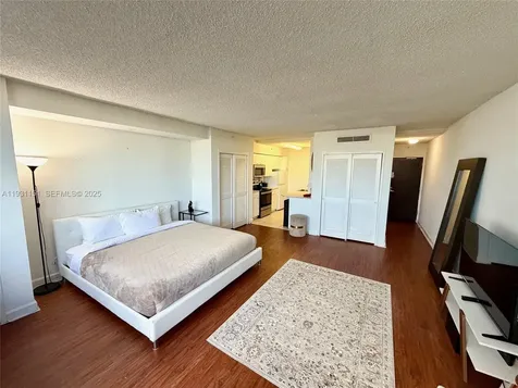 1500 Bay Road Miami Beach FL 33139