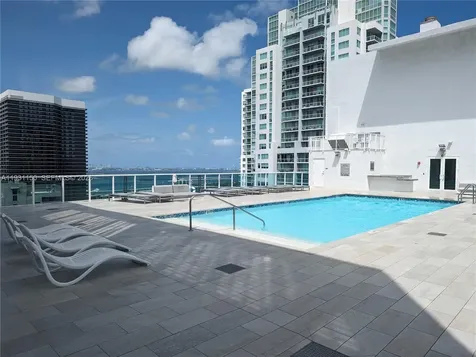 133 NE 2nd Avenue Miami FL 33132