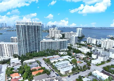 1321 15th Street Miami Beach FL 33139