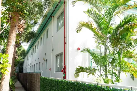 1321 15th Street Miami Beach FL 33139