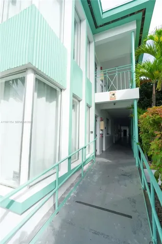 1321 15th Street Miami Beach FL 33139