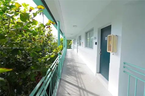 1321 15th Street Miami Beach FL 33139