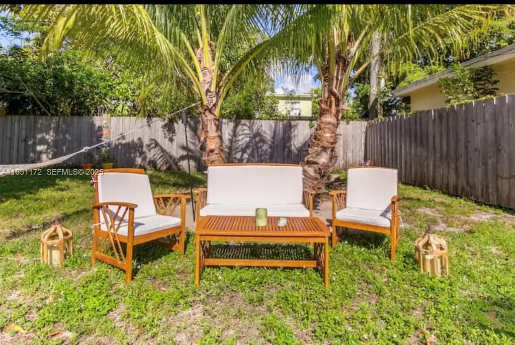 1243 NW 3rd Avenue Fort Lauderdale FL 33311