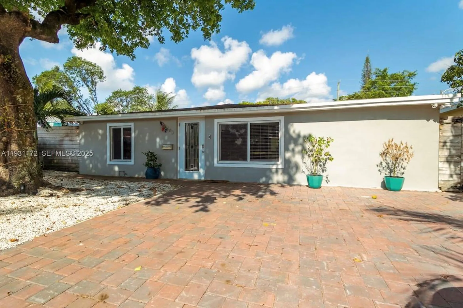 1243 NW 3rd Avenue Fort Lauderdale FL 33311