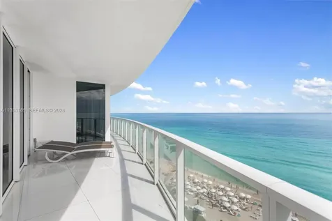 3951 S Ocean Drive Hollywood FL 33019
