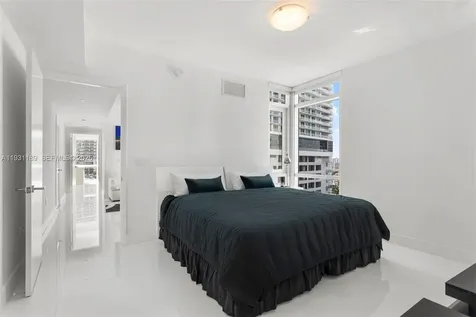3951 S Ocean Drive Hollywood FL 33019