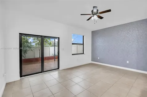 3549 W 89th Place Hialeah FL 33018