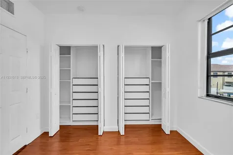 3549 W 89th Place Hialeah FL 33018