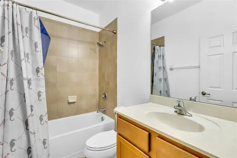 3549 W 89th Place Hialeah FL 33018