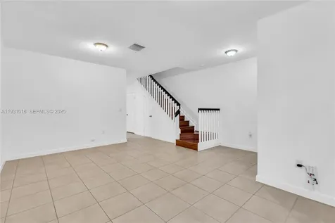 3549 W 89th Place Hialeah FL 33018