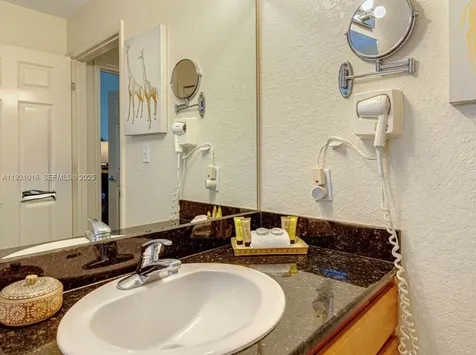 8112 Poinciana Boulevard Orlando FL 32821