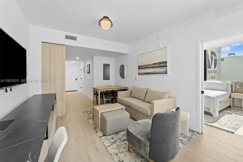225 N Miami Avenue Miami FL 33128