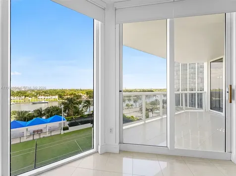 Miami Beach FL 33140