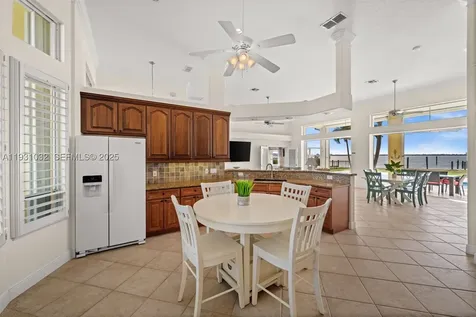 264 Bayshore Drive Cape Coral FL 33904
