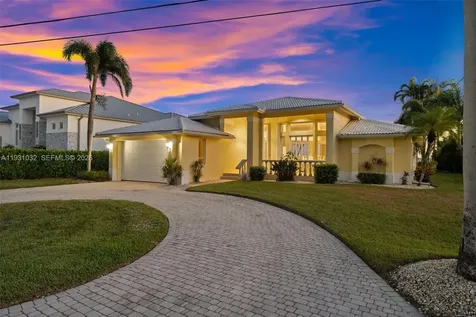 264 Bayshore Drive Cape Coral FL 33904