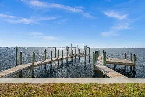 264 Bayshore Drive Cape Coral FL 33904