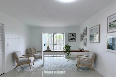 160 SW 30th Avenue Miami FL 33135