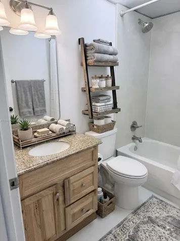 160 SW 30th Avenue Miami FL 33135