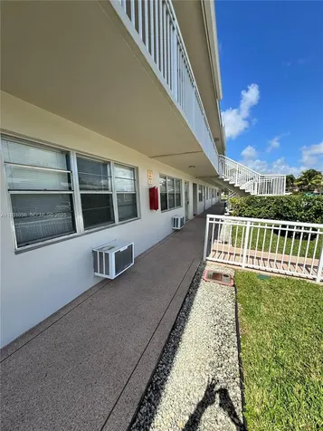 18 Hastings B West Palm Beach FL 33417