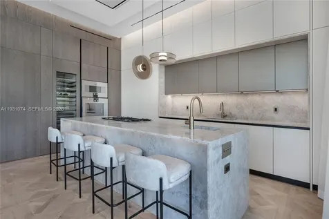 1045 W 47th Court Miami Beach FL 33140