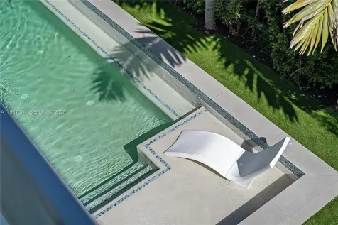 1045 W 47th Court Miami Beach FL 33140