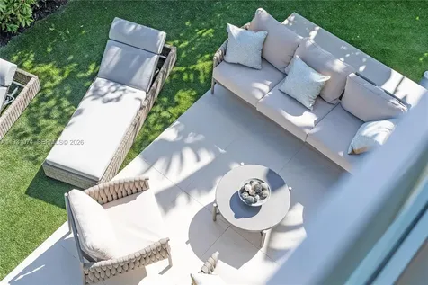 1045 W 47th Court Miami Beach FL 33140