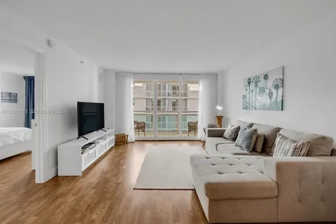 6917 Collins Avenue Miami Beach FL 33141