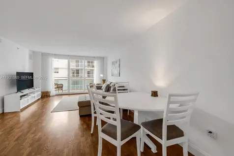 6917 Collins Avenue Miami Beach FL 33141
