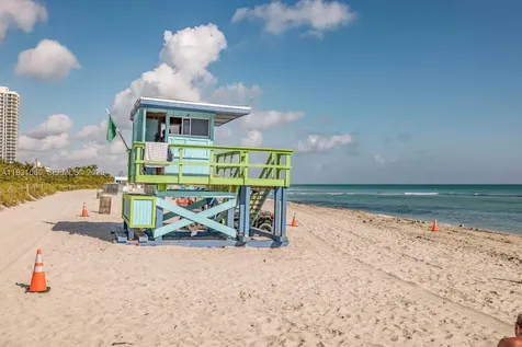 6917 Collins Avenue Miami Beach FL 33141