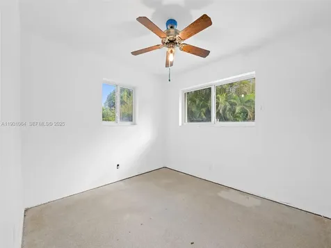 5334 Balsam Terrace Plantation FL 33317