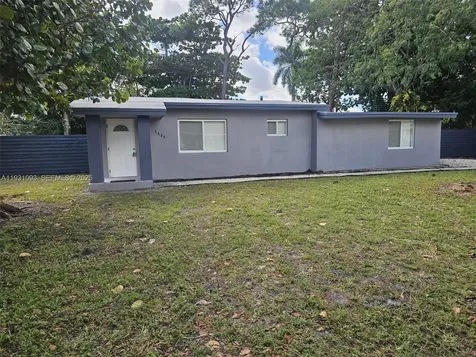 2488 SW 6th Court Fort Lauderdale FL 33312